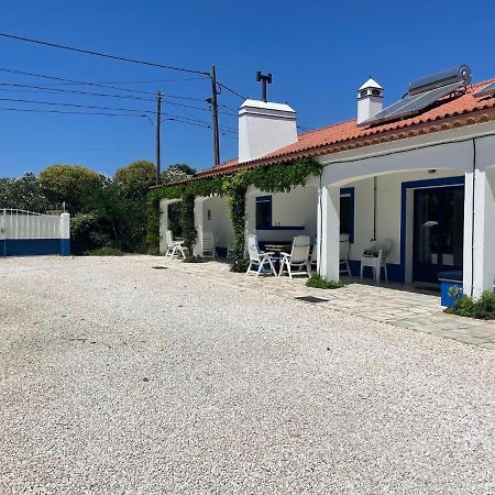Inviting Holiday Home In Montemor O Novo With Pool Екстериор снимка
